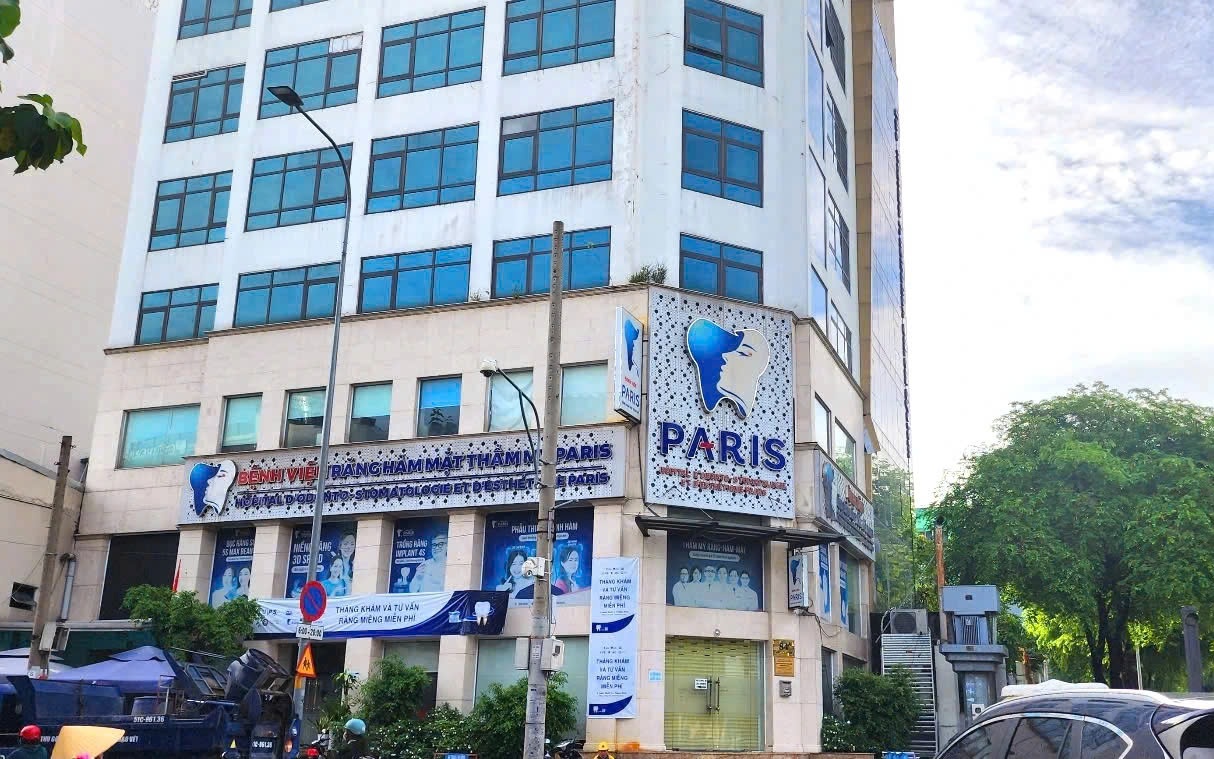 Khởi tố 5 người trong vụ tử vong sau phẫu thuật thẩm mỹ tại BV RHM Thẩm mỹ Paris- Ảnh 2.