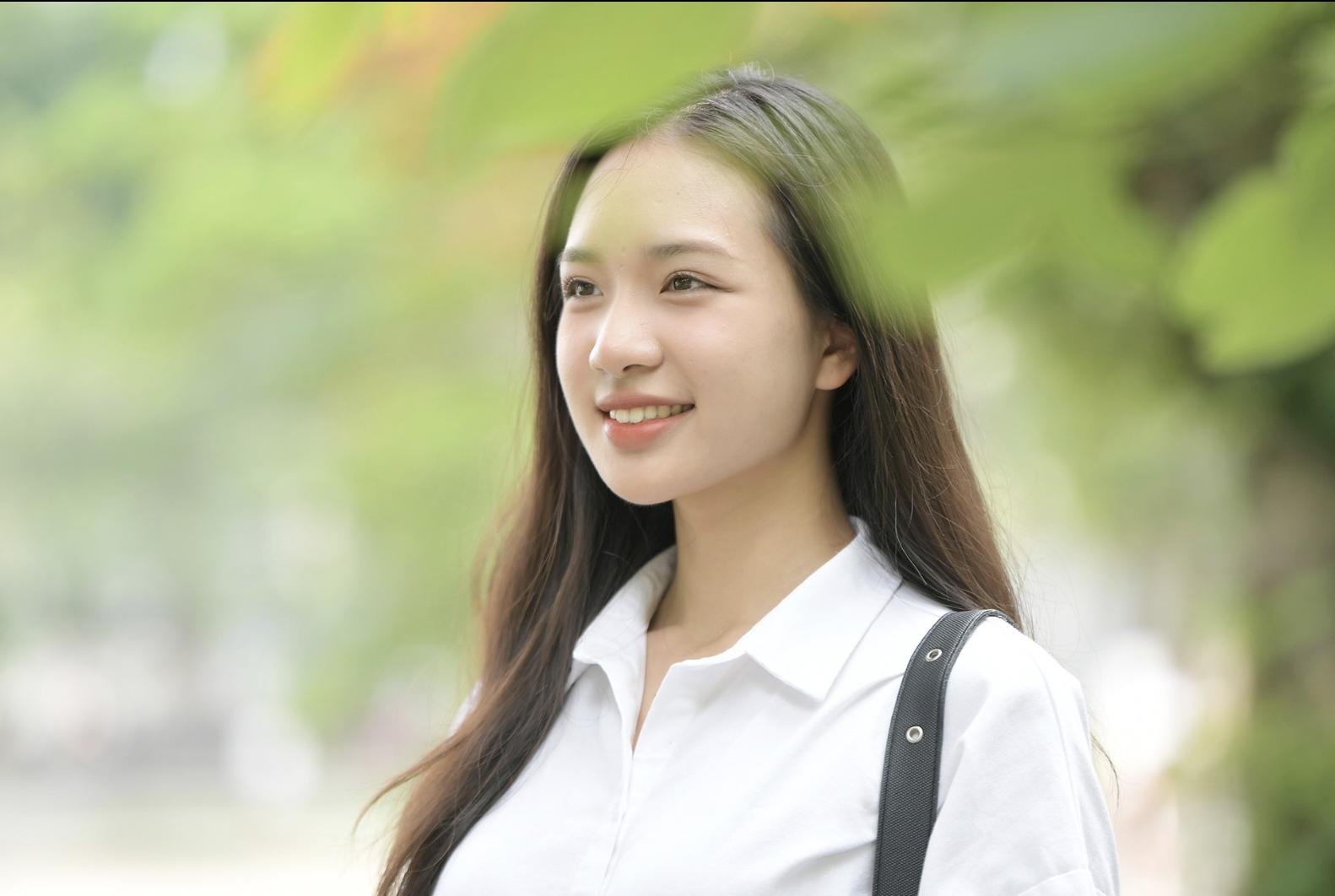 Chân dung nữ sinh quê Quảng Ninh vào chung kết Hoa hậu Việt Nam- Ảnh 14. Chân dung nữ sinh quê Quảng Ninh vào chung kết Hoa hậu Việt Nam- Ảnh 14.