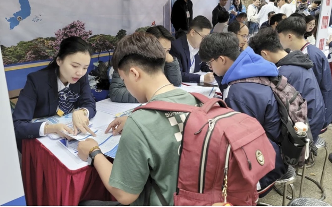 Điểm sàn thi đánh giá năng lực, tư duy 2025: Thí sinh cần nắm rõ