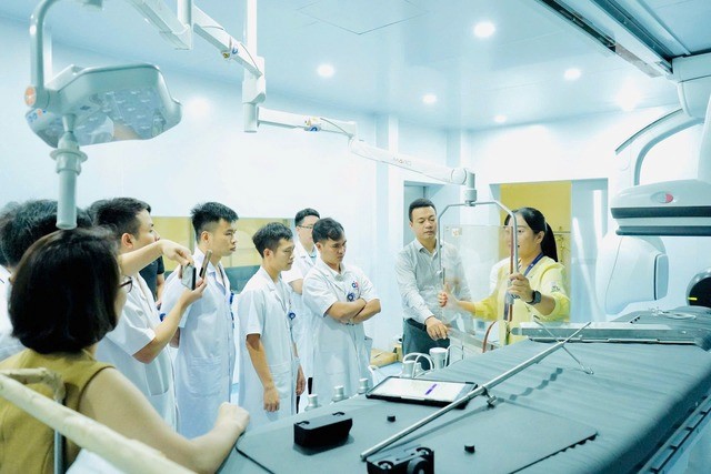 Bệnh viện Sản Nhi Nghệ An – 40 năm vun đắp sự sống, nâng tầm y học vì bà mẹ và trẻ em- Ảnh 3. Bệnh viện Sản Nhi Nghệ An – 40 năm vun đắp sự sống, nâng tầm y học vì bà mẹ và trẻ em- Ảnh 3.