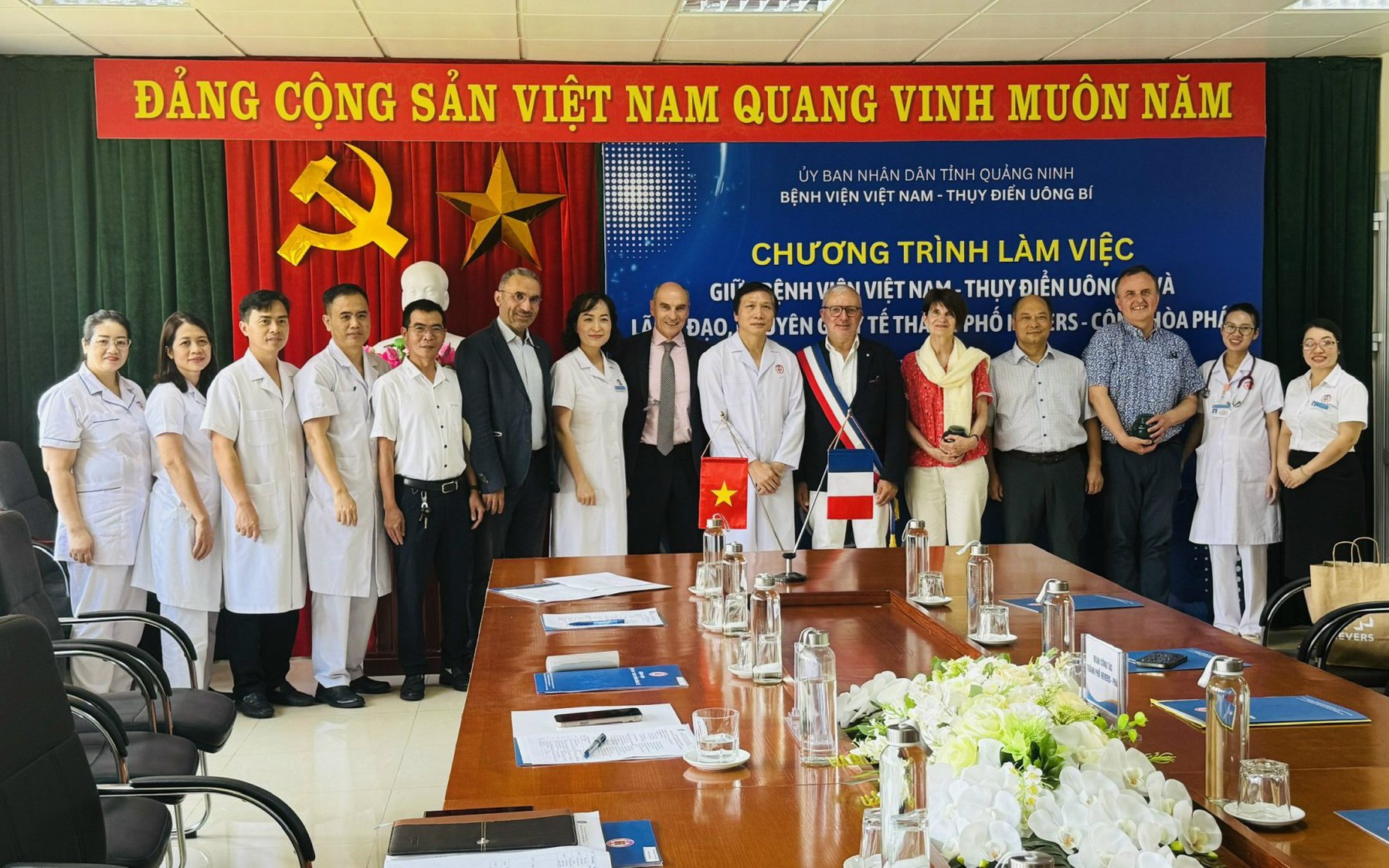 Hợp tác y tế Việt – Pháp: 7 năm gắn bó chuyển giao phát triển kỹ thuật chuyên sâu