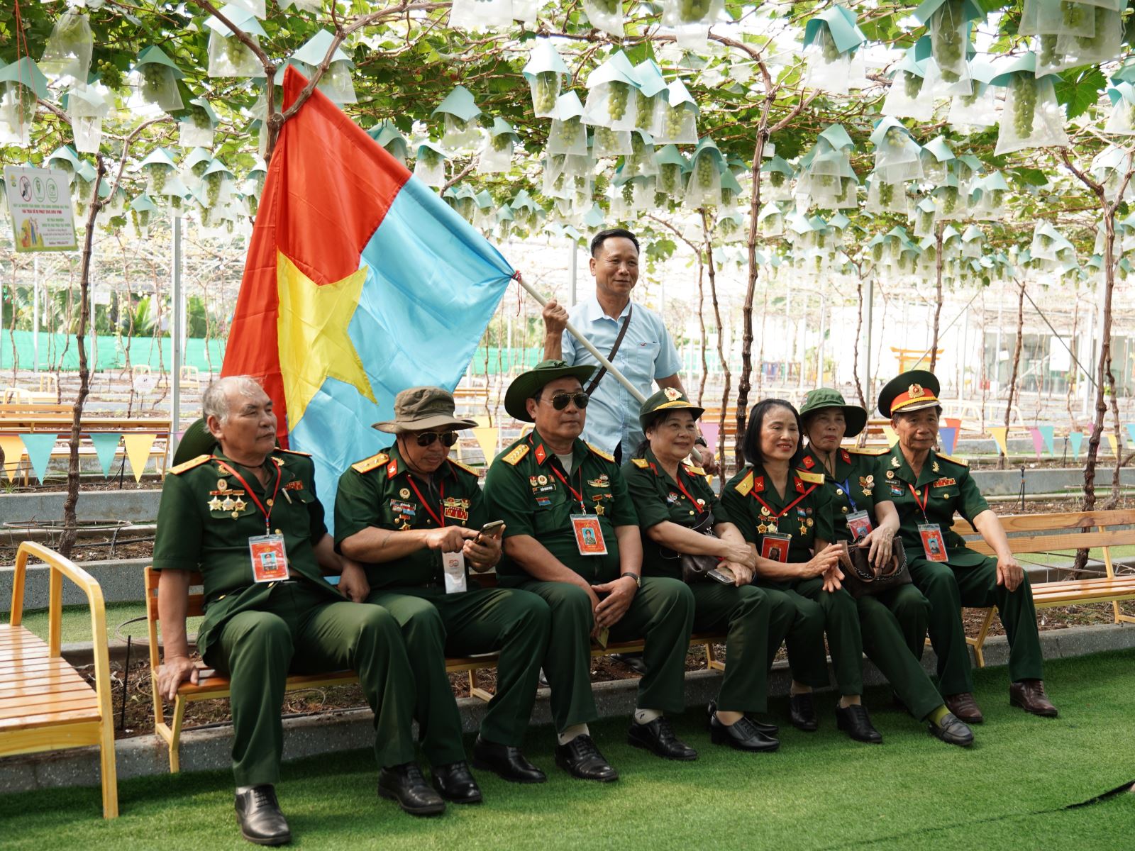 TP Hồ Chí Minh: Du lịch bùng nổ dịp lễ 30/4 lan tỏa tinh thần tự hào dân tộc- Ảnh 3. TP Hồ Chí Minh: Du lịch bùng nổ dịp lễ 30/4 lan tỏa tinh thần tự hào dân tộc- Ảnh 3.