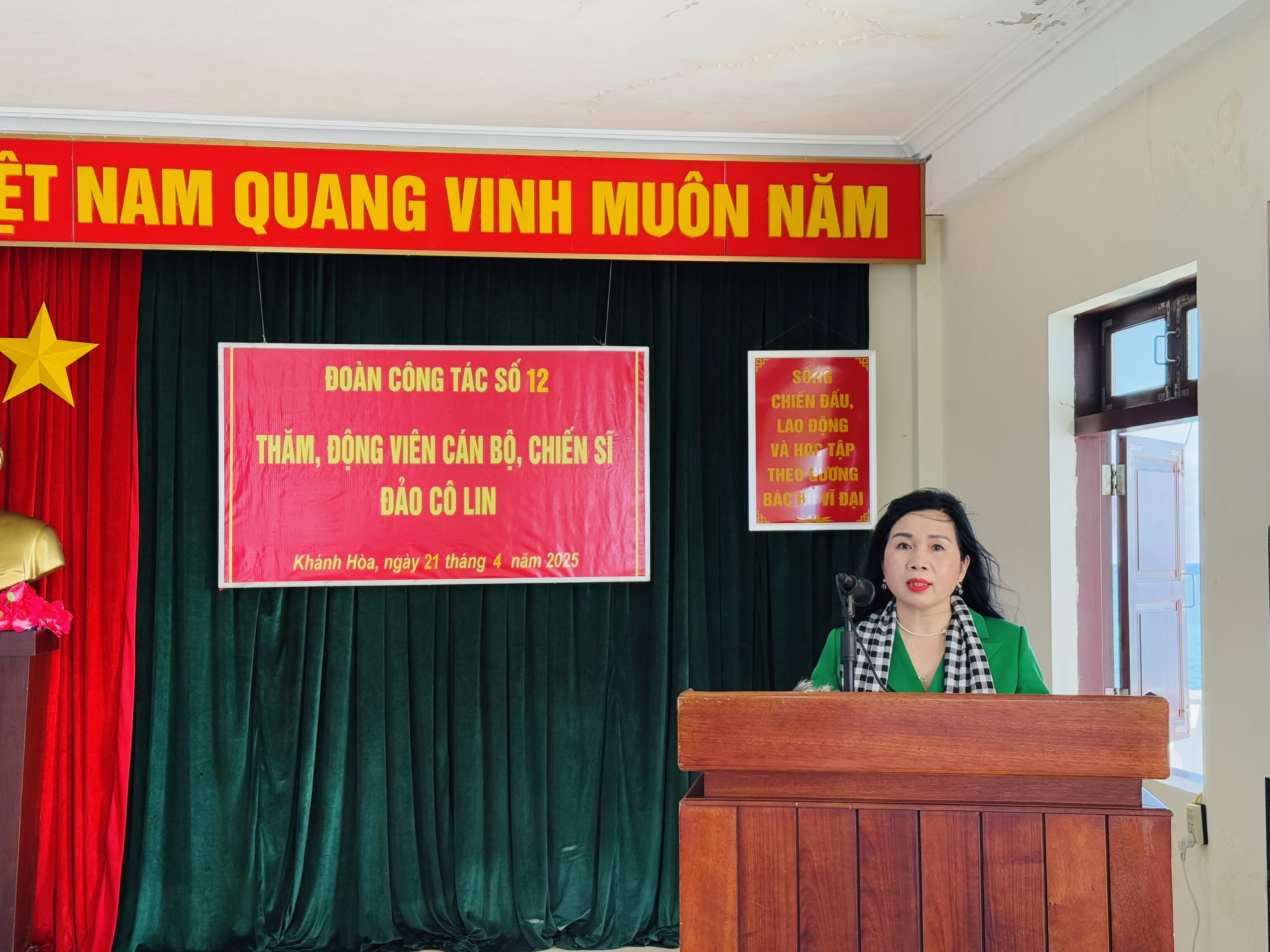 Làm gì để thực hiện chuyển đổi số trong y tế biển đảo ngày càng khả quan hơn?- Ảnh 3. Làm gì để thực hiện chuyển đổi số trong y tế biển đảo ngày càng khả quan hơn?- Ảnh 3.