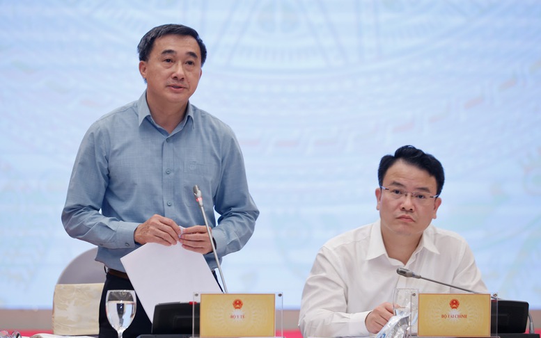 Thứ trưởng Bộ Y tế nói gì về lộ trình thực hiện chủ trương hướng tới miễn viện phí toàn dân?