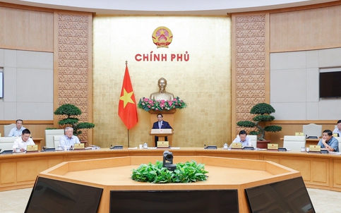 Thủ tướng chỉ đạo loạt biện pháp tăng cường xuất khẩu hàng nông lâm thủy sản- Ảnh 2. Thủ tướng: Để đạt tăng trưởng từ 8% trở lên đòi hỏi phải nỗ lực rất lớn do thách thức thuế quan của Hoa Kỳ