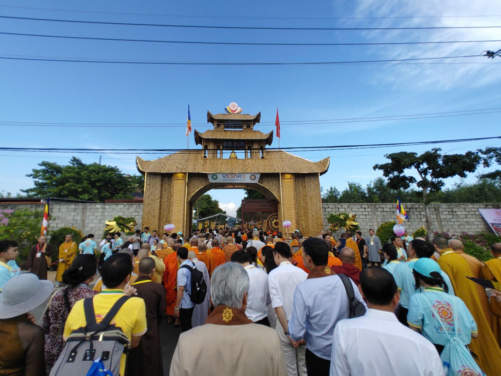 Vesak 2025 lan tỏa tuệ giác Phật giáo vì hòa bình và phát triển bền vững- Ảnh 2. Vesak 2025 lan tỏa tuệ giác Phật giáo vì hòa bình và phát triển bền vững- Ảnh 2.