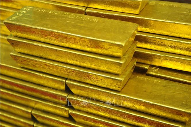 Giá vàng thế giới tăng hơn 2%; giá dầu mỏ thấp nhất trong 4 năm- Ảnh 1. Giá vàng thế giới tăng hơn 2%; giá dầu mỏ thấp nhất trong 4 năm- Ảnh 1.