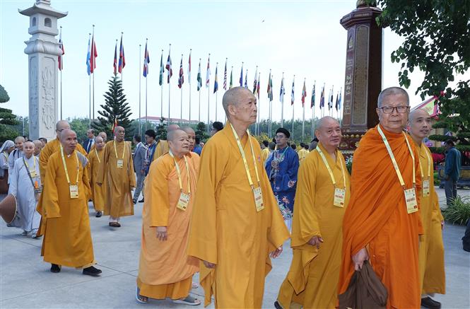 Chủ tịch nước dự Đại lễ Phật đản Liên hợp quốc - Vesak 2025- Ảnh 4. Chủ tịch nước dự Đại lễ Phật đản Liên hợp quốc - Vesak 2025- Ảnh 4.