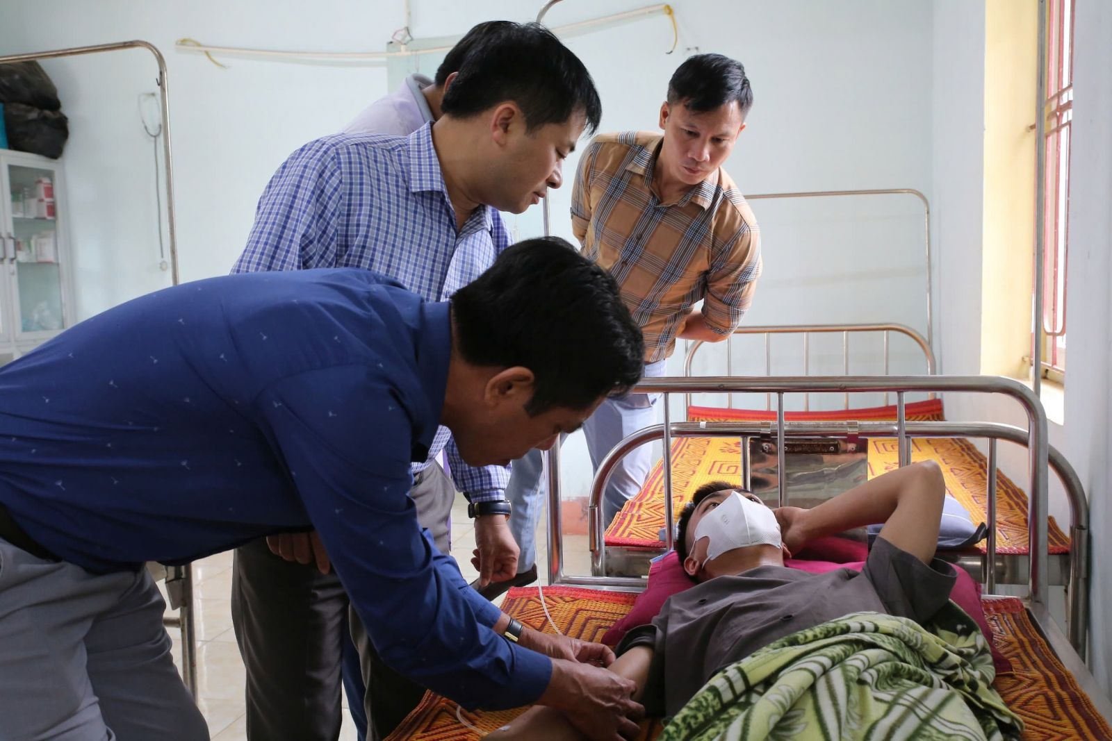 Chuyên gia y tế Hà Tĩnh khuyến cáo phòng tránh bệnh truyền nhiễm mùa nắng nóng- Ảnh 1. Chuyên gia y tế Hà Tĩnh khuyến cáo phòng tránh bệnh truyền nhiễm mùa nắng nóng- Ảnh 1.