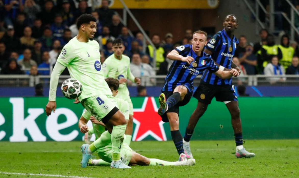 Đánh bại Barca sau 120 phút kịch tính, Inter Milan giành vé vào chung kết- Ảnh 1. Đánh bại Barca sau 120 phút kịch tính, Inter Milan giành vé vào chung kết- Ảnh 1.