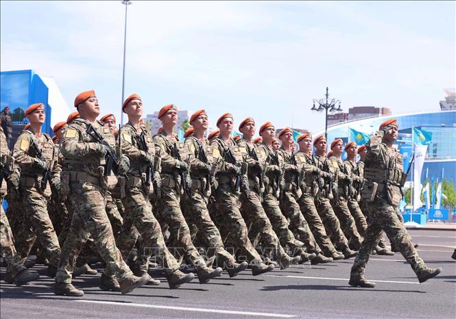 Tổng Bí thư Tô Lâm dự Lễ duyệt binh Kỷ niệm 80 năm Ngày Chiến thắng phát xít tại Kazakhstan- Ảnh 5. Tổng Bí thư Tô Lâm dự Lễ duyệt binh Kỷ niệm 80 năm Ngày Chiến thắng phát xít tại Kazakhstan- Ảnh 5.