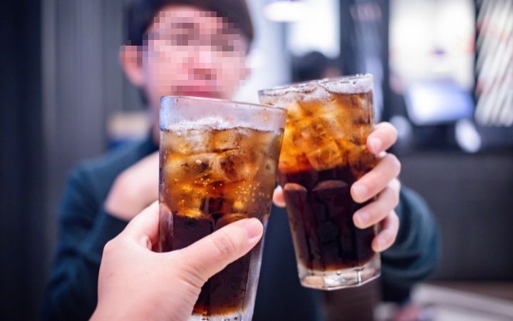 1 người Việt dùng 70 lít đồ uống có đường/năm, cách nào ngăn chặn tác hại?