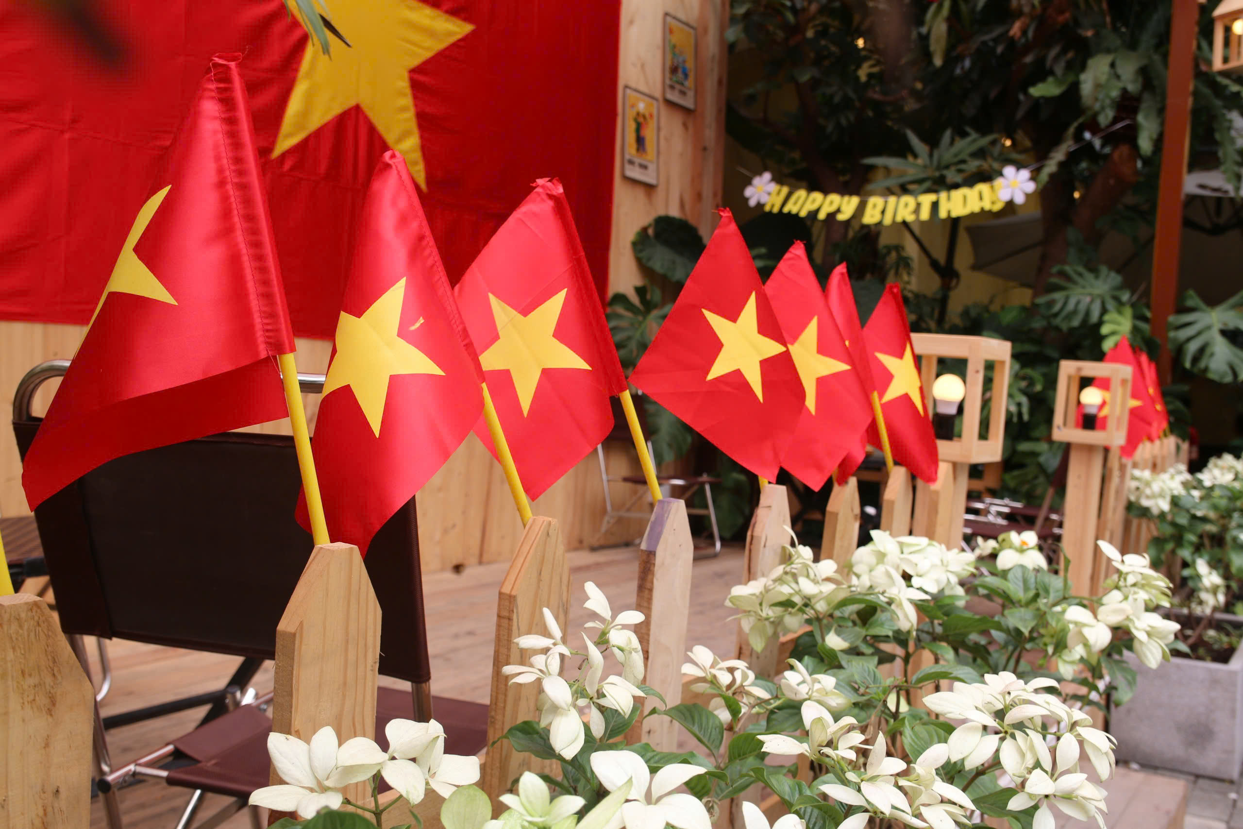 Hàng vạn người dân sẽ hợp xướng một ca khúc trong lễ kỷ niệm 70 năm giải phóng Hải Phòng- Ảnh 2. Hàng vạn người dân sẽ hợp xướng một ca khúc trong lễ kỷ niệm 70 năm giải phóng Hải Phòng- Ảnh 2.