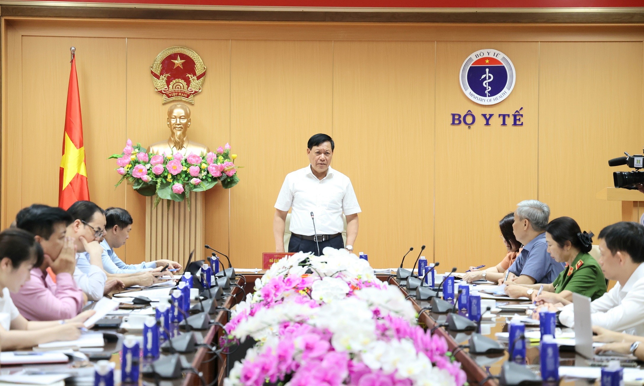Rà soát lại về thể chế liên quan đến quản lý, đăng ký, tự công bố thuốc, thực phẩm, sữa- Ảnh 1. Rà soát lại về thể chế liên quan đến quản lý, đăng ký, tự công bố thuốc, thực phẩm, sữa- Ảnh 1.