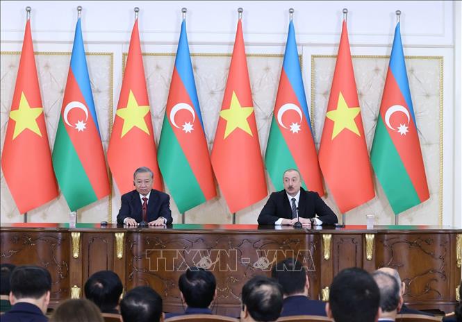 Tuyên bố chung về việc thiết lập quan hệ Đối tác Chiến lược giữa Việt Nam - Azerbaijan- Ảnh 1. Tuyên bố chung về việc thiết lập quan hệ Đối tác Chiến lược giữa Việt Nam - Azerbaijan- Ảnh 1.