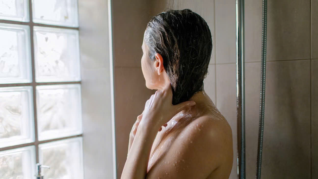 Cách sử dụng củ sen trong làm đẹp da và tóc- Ảnh 2. Cách sử dụng củ sen trong làm đẹp da và tóc- Ảnh 2.