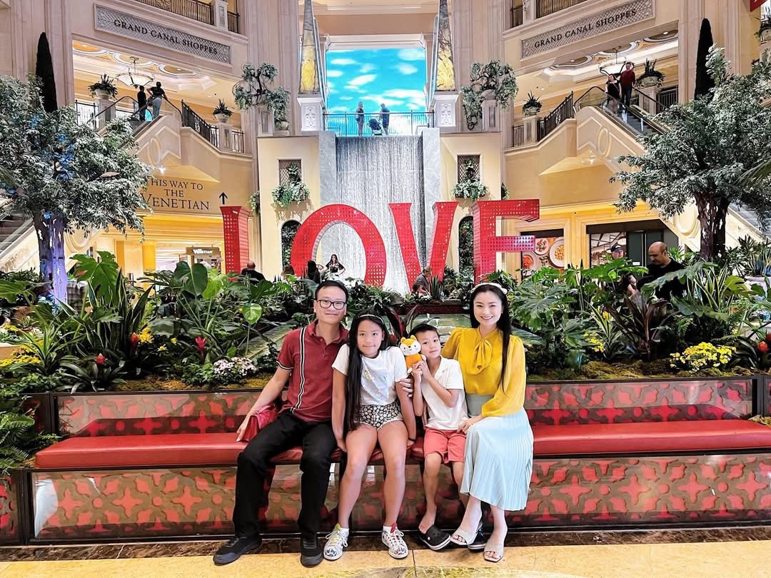 Nữ diễn viên quê Nam Định - bạn thân Hồng Diễm trong 'Hoa hồng trên ngực trái' sang Mỹ định cư, giờ ra sao?- Ảnh 7. Nữ diễn viên quê Nam Định - bạn thân Hồng Diễm trong 'Hoa hồng trên ngực trái' sang Mỹ định cư, giờ ra sao?- Ảnh 7.