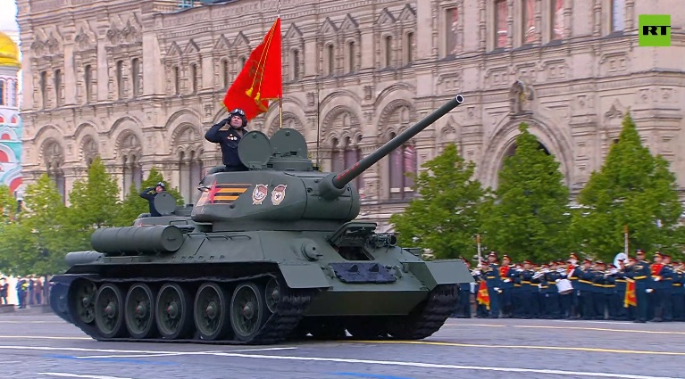 Nga phô diễn vũ khí hùng mạnh trong Lễ duyệt binh Ngày chiến thắng- Ảnh 3. Nga phô diễn vũ khí hùng mạnh trong Lễ duyệt binh Ngày chiến thắng- Ảnh 3.