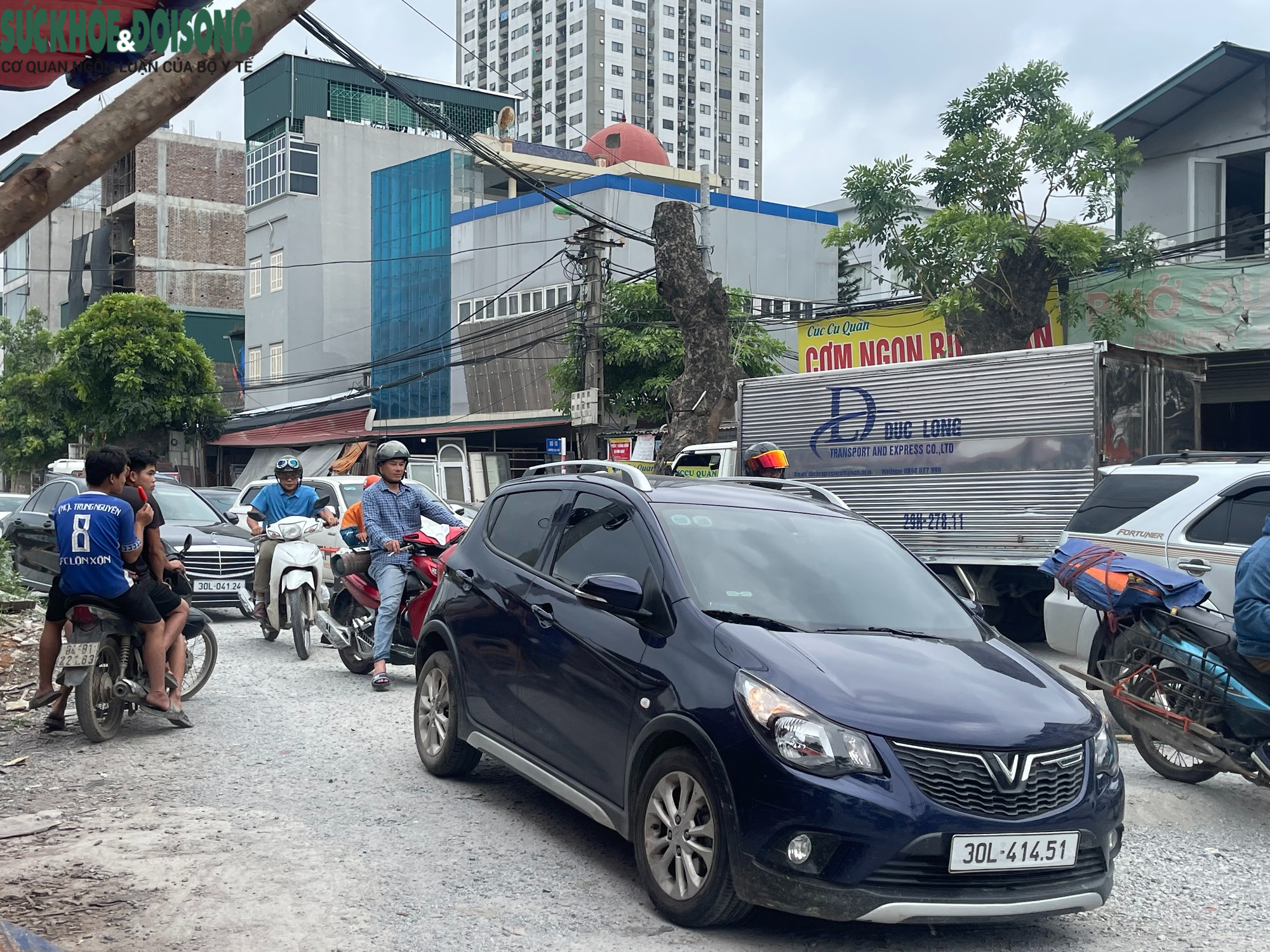Nhiều bất cập trên đường thi công gần 10 năm chưa xong ở Hà Nội- Ảnh 4.