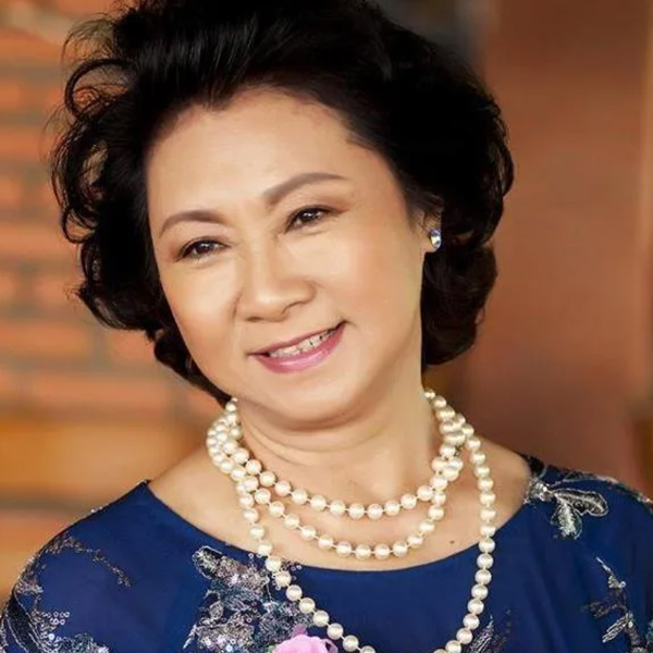 Vẻ ngoài tuổi U90 của nữ NSND từng là hoa khôi màn ảnh đen trắng mới vào vai mẹ chồng phim 'Mặt trời lạnh'- Ảnh 6. Vẻ ngoài tuổi U90 của nữ NSND từng là hoa khôi màn ảnh đen trắng mới vào vai mẹ chồng phim 'Mặt trời lạnh'- Ảnh 6.