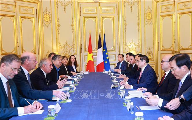 Thủ tướng Phạm Minh Chính hội đàm với Thủ tướng Pháp Francois Bayrou- Ảnh 2.