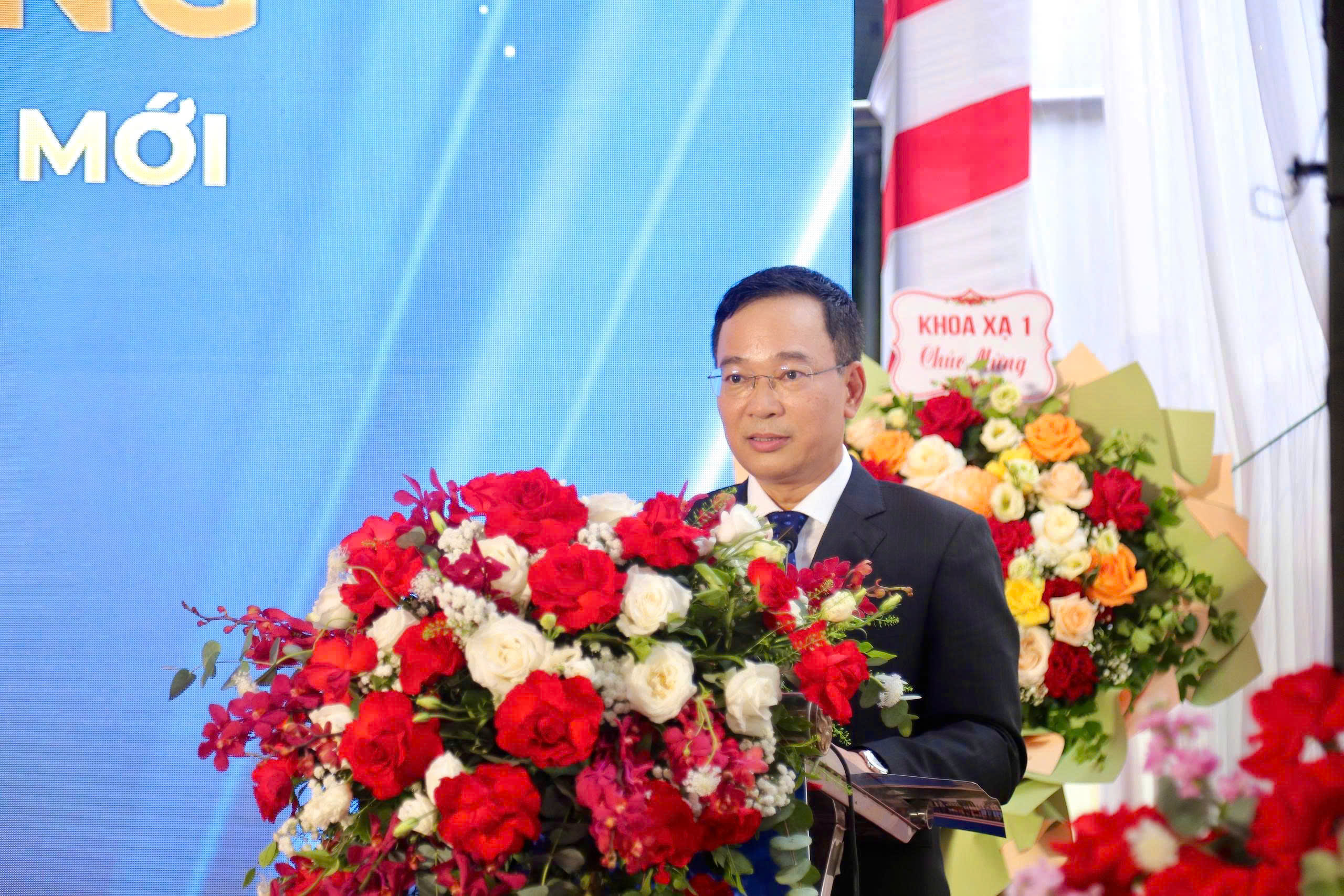 Bệnh viện K đưa vào vận hành hệ thống máy móc hiện đại, nâng chất lượng điều trị cho bệnh nhân- Ảnh 2. Bệnh viện K đưa vào vận hành hệ thống máy móc hiện đại, nâng chất lượng điều trị cho bệnh nhân- Ảnh 2.