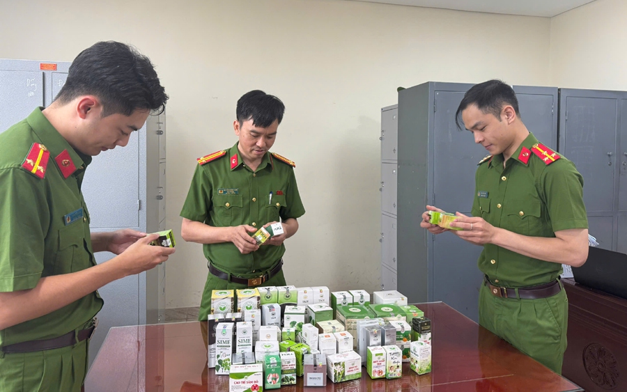 Hơn 20 ngày ra quân ‘bóc’ 75 vụ buôn lậu, hàng giả