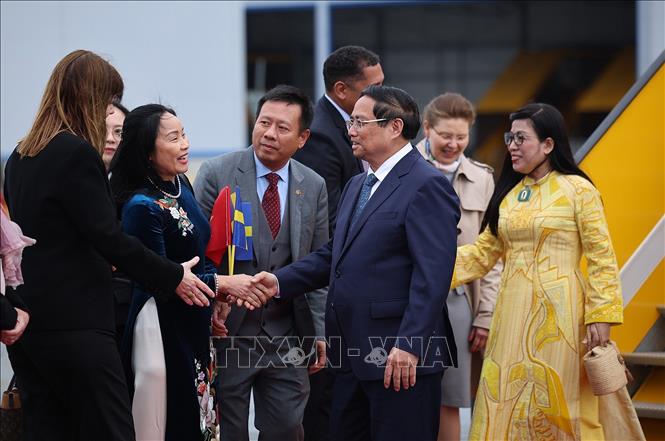Thủ tướng Phạm Minh Chính tới Stockholm, bắt đầu thăm chính thức Thụy Điển- Ảnh 2. Thủ tướng Phạm Minh Chính tới Stockholm, bắt đầu thăm chính thức Thụy Điển- Ảnh 2.