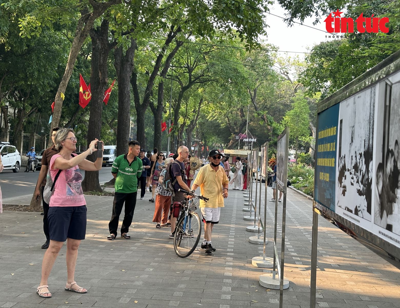 Bộ Văn hóa, Thể thao và Du lịch ban hành kế hoạch triển lãm thành tựu kinh tế, xã hội- Ảnh 1. Bộ Văn hóa, Thể thao và Du lịch ban hành kế hoạch triển lãm thành tựu kinh tế, xã hội- Ảnh 1.