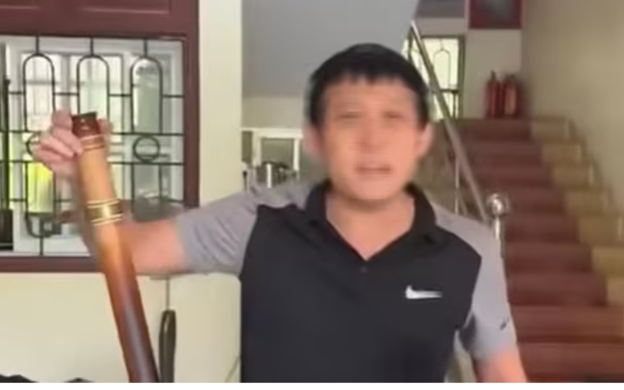 Tạm đình chỉ công tác cán bộ đội thuế xưng ‘mày, tao’ với dân