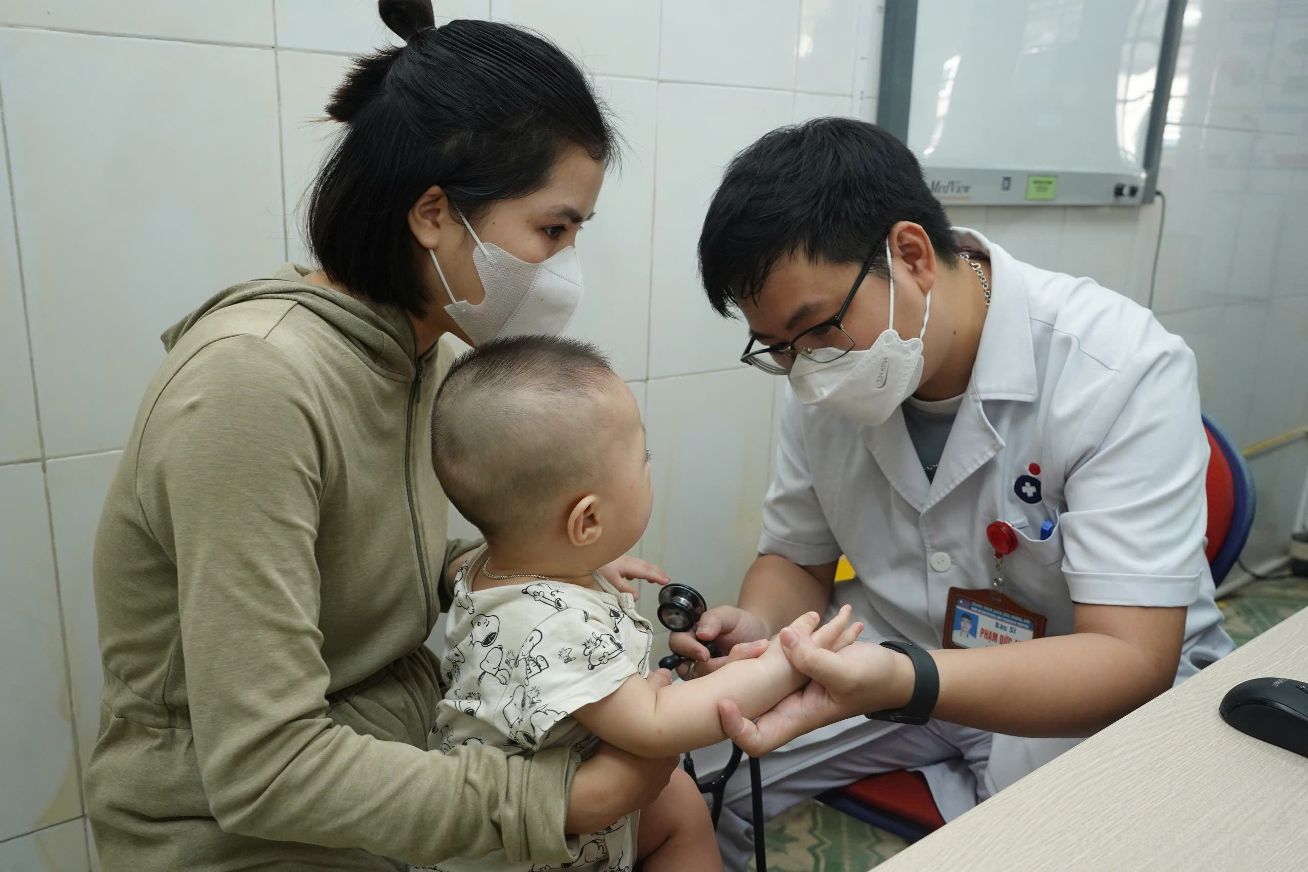 Nắng mưa thất thường đề phòng dịch bệnh mùa hè, ngăn ngừa lây nhiễm chéo- Ảnh 3.