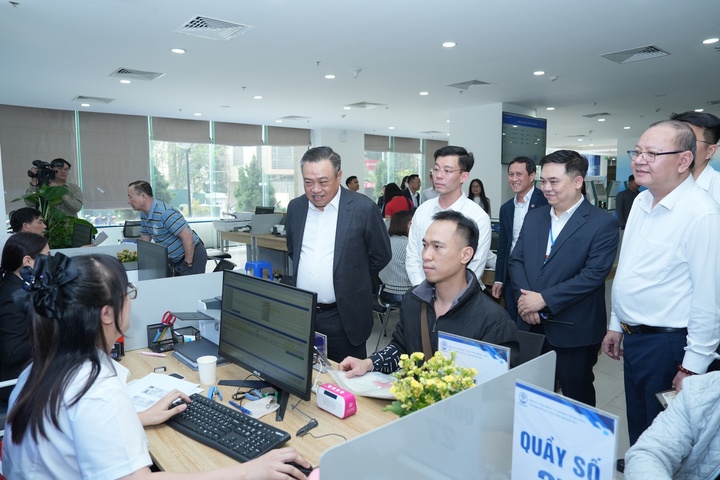 Hà Nội vận hành thử nghiệm mô hình chính quyền 126 xã, phường từ ngày 20/6- Ảnh 1. Hà Nội vận hành thử nghiệm mô hình chính quyền 126 xã, phường từ ngày 20/6- Ảnh 1.