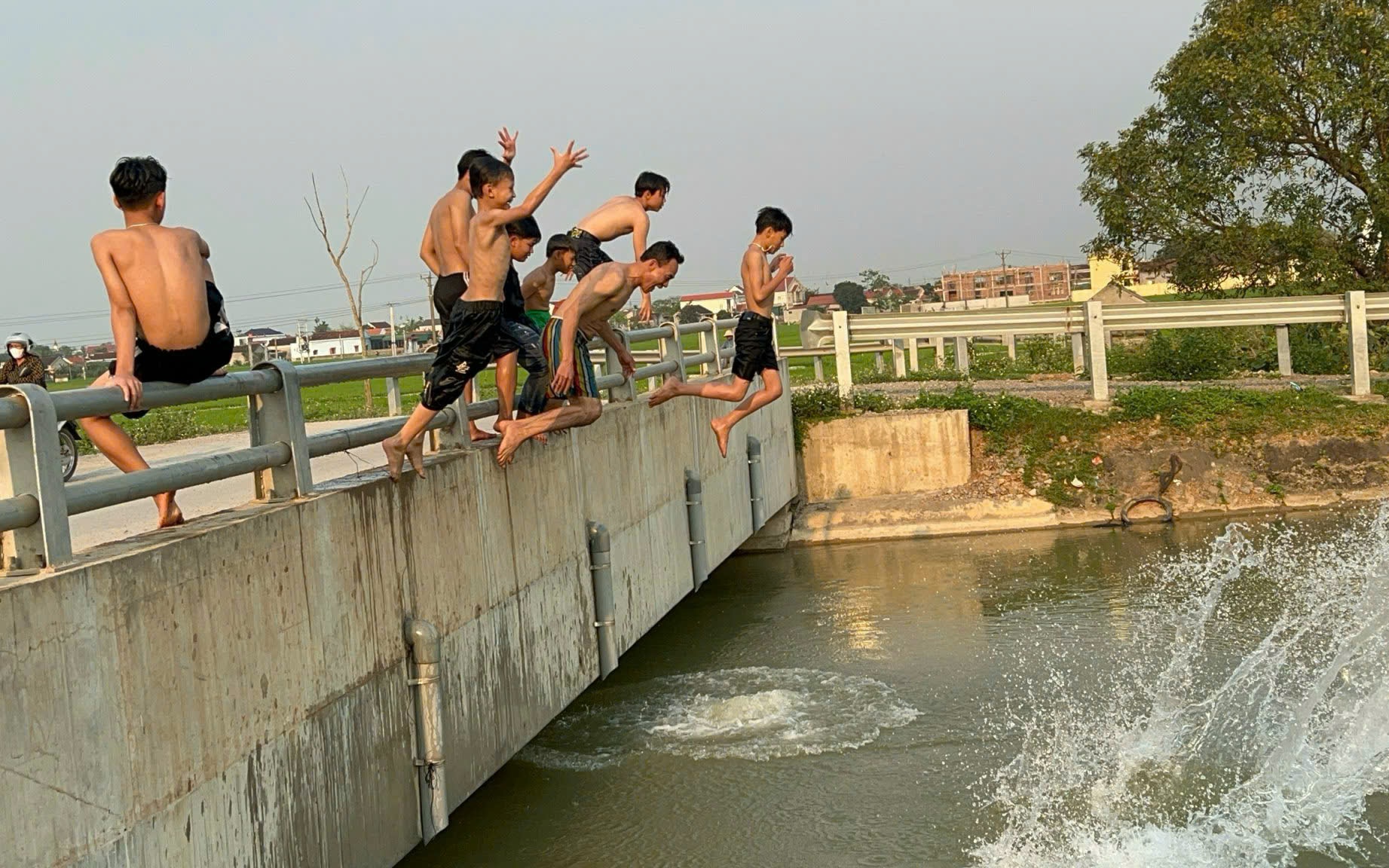 Ám ảnh đuối nước