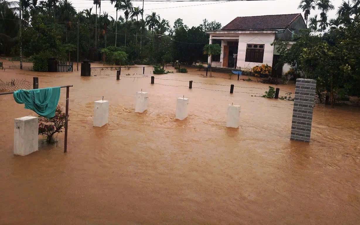 Bão số 1 gây mưa cho miền Bắc, miền Trung