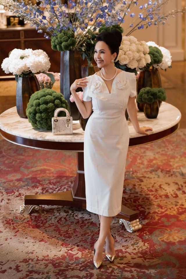 Sắc vóc tuổi ngoài 60 của 'bóng hồng' một thời thân thiết với Thương Tín- Ảnh 6. Sắc vóc tuổi ngoài 60 của 'bóng hồng' một thời thân thiết với Thương Tín- Ảnh 6.