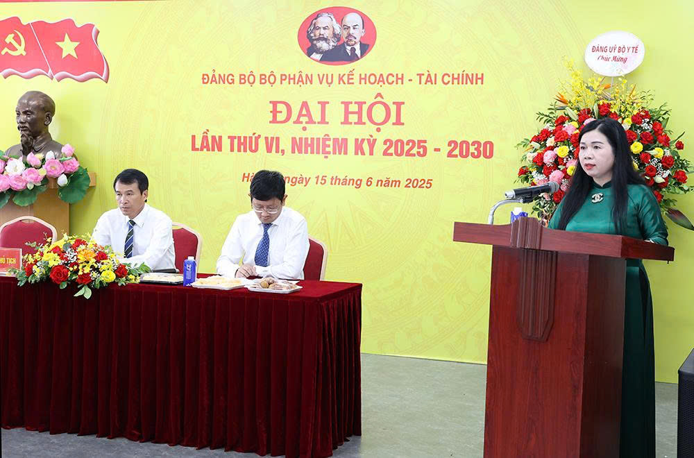 Đại hội Đảng bộ bộ phận Vụ Kế hoạch - Tài chính nhiệm kỳ 2025-2030 thành công tốt đẹp- Ảnh 3. Đại hội Đảng bộ bộ phận Vụ Kế hoạch - Tài chính nhiệm kỳ 2025-2030 thành công tốt đẹp- Ảnh 3.