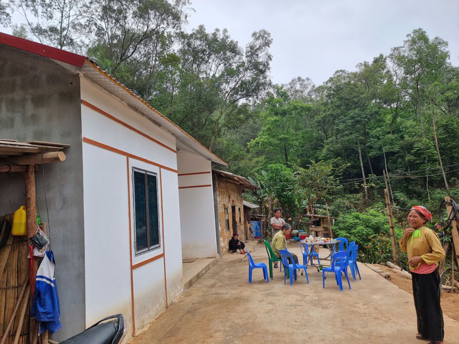 Cả nước có 23 tỉnh, thành không còn nhà tạm, nhà dột nát- Ảnh 1. Cả nước có 23 tỉnh, thành không còn nhà tạm, nhà dột nát- Ảnh 1.