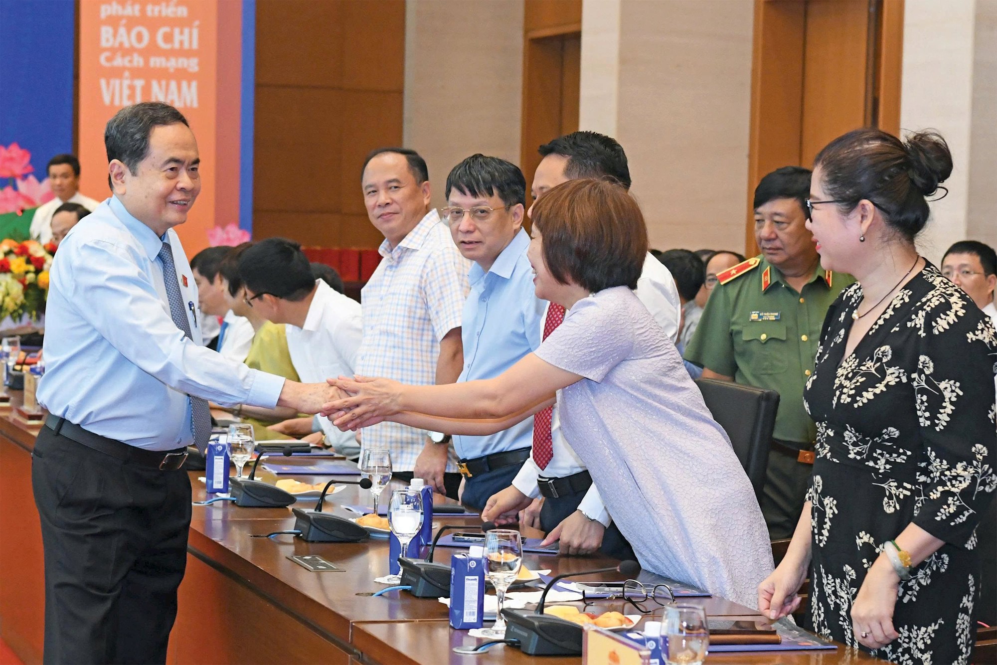 Chủ tịch Quốc hội Trần Thanh Mẫn gặp mặt các cơ quan báo chí - Ảnh 8.