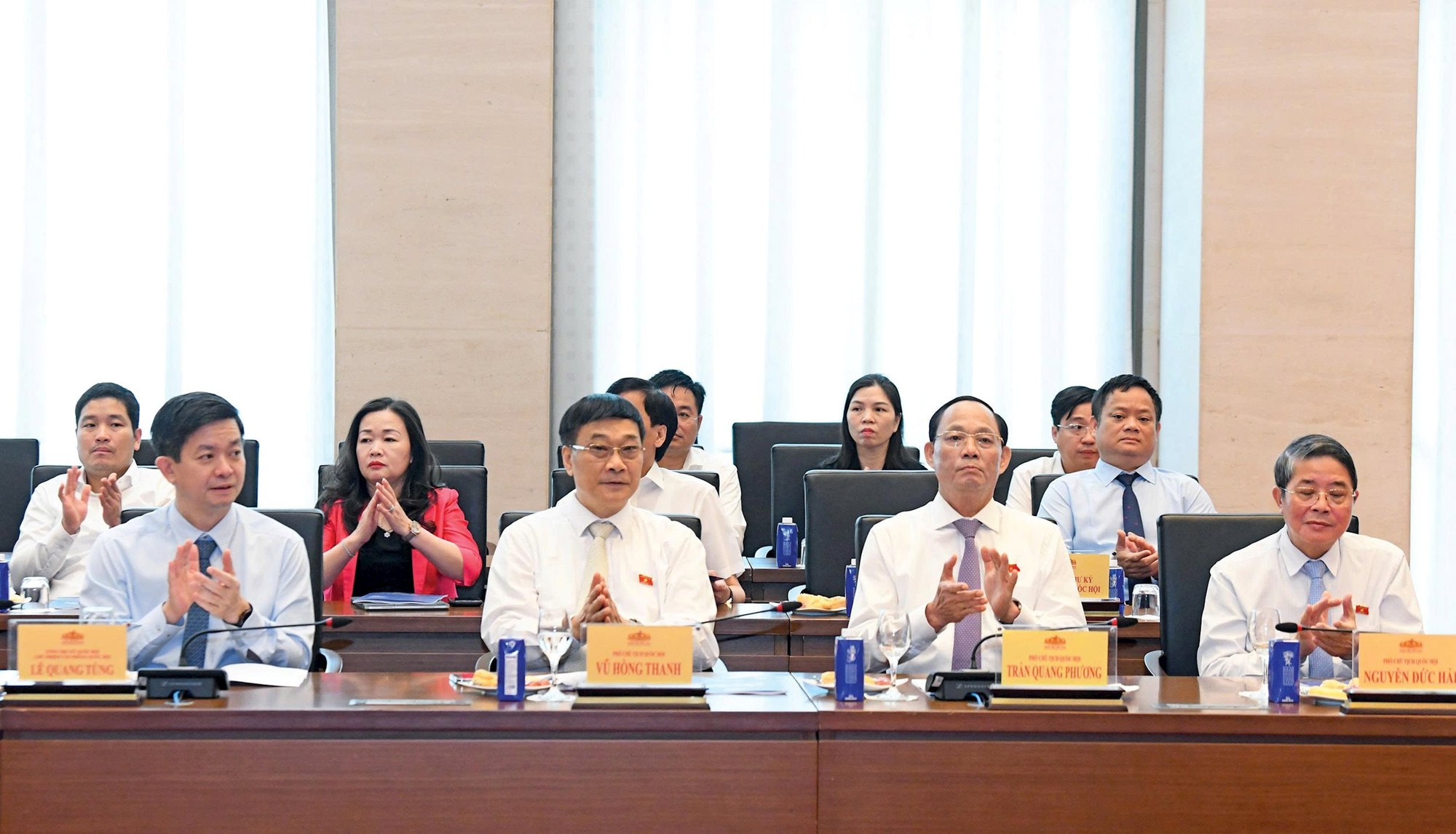 Chủ tịch Quốc hội Trần Thanh Mẫn gặp mặt các cơ quan báo chí - Ảnh 10.