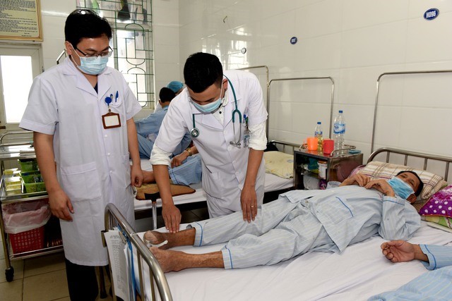 Bệnh động mạch chi dưới: biến chứng nguy hiểm ở bệnh nhân đái tháo đường- Ảnh 3. Bệnh động mạch chi dưới: biến chứng nguy hiểm ở bệnh nhân đái tháo đường- Ảnh 3.
