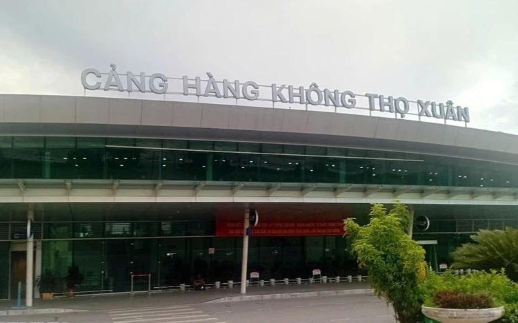 Liên tiếp xuất hiện vật thể lạ, sân bay Thọ Xuân tạm dừng khai thác trong 12 giờ