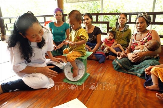 Những khó khăn, vướng mắc trong công tác cải thiện dinh dưỡng và giảm suy dinh dưỡng cho trẻ em vùng khó khăn- Ảnh 1. Những khó khăn, vướng mắc trong công tác cải thiện dinh dưỡng và giảm suy dinh dưỡng cho trẻ em vùng khó khăn- Ảnh 1.
