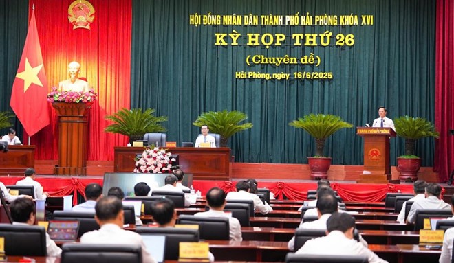 Thông qua nghị quyết bãi bỏ chính sách hỗ trợ thêm đối với cán bộ nghỉ hưu trước tuổi ở Hải Phòng- Ảnh 1. Thông qua nghị quyết bãi bỏ chính sách hỗ trợ thêm đối với cán bộ nghỉ hưu trước tuổi ở Hải Phòng- Ảnh 1.