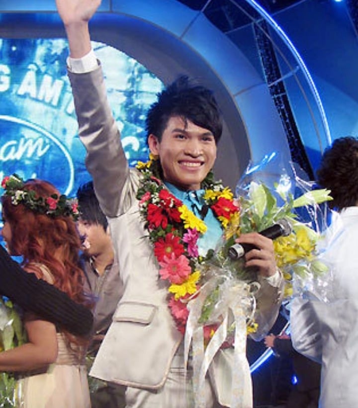 Quán quân bị chê mờ nhạt nhất Vietnam Idol giờ thành giọng ca 'vạn người mê'- Ảnh 1. Quán quân bị chê mờ nhạt nhất Vietnam Idol giờ thành giọng ca 'vạn người mê'- Ảnh 1.