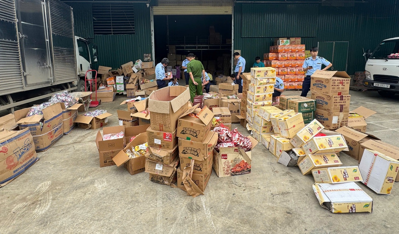 Xâm phạm nhãn hiệu, cửa hàng trà sữa ToCoToCo ở Hưng Hà (Hưng Yên) bị xử phạt 15 triệu đồng- Ảnh 3.