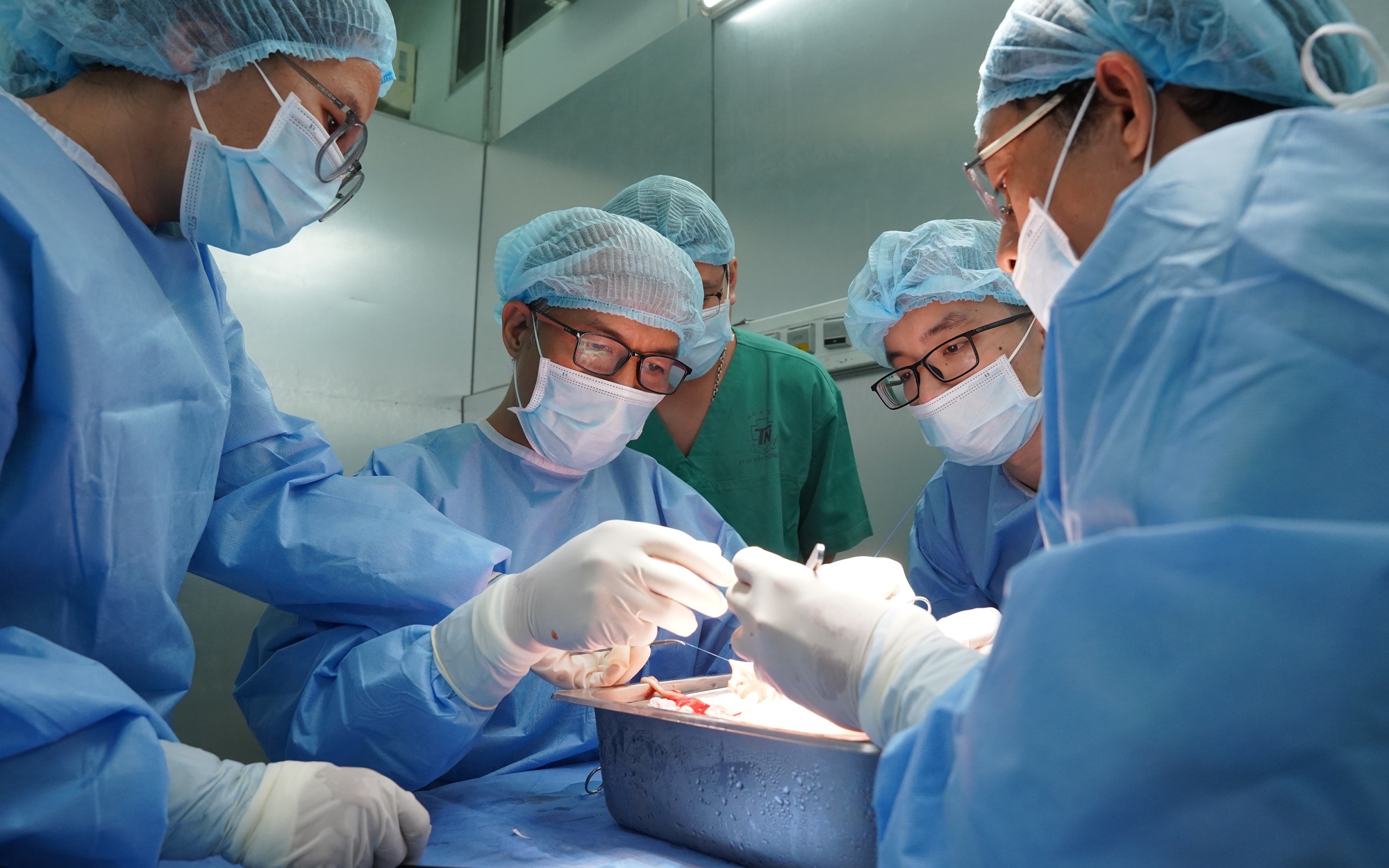 Người đàn ông 39 tuổi chết não hiến tạng cứu sống 7 người