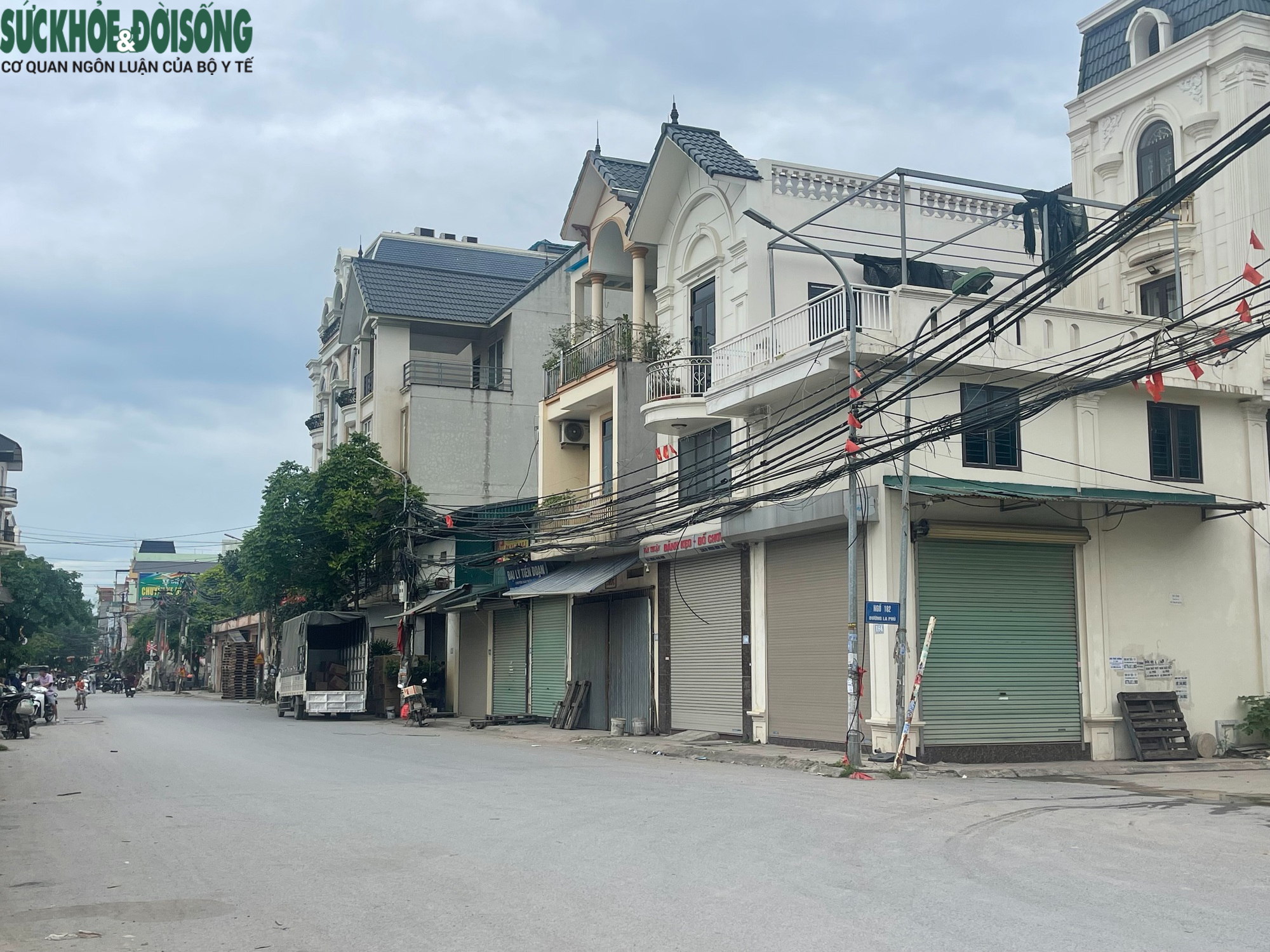 Hà Nội: Thủ phủ bánh kẹo La Phù 'cửa đóng then cài'- Ảnh 2. Hà Nội: Thủ phủ bánh kẹo La Phù 'cửa đóng then cài'- Ảnh 2.