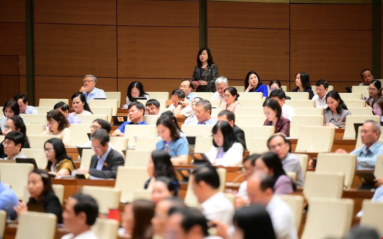 Hành hung nhân viên y tế: Cần có hành lang pháp lý rõ ràng để bảo vệ đội ngũ cán bộ y tế