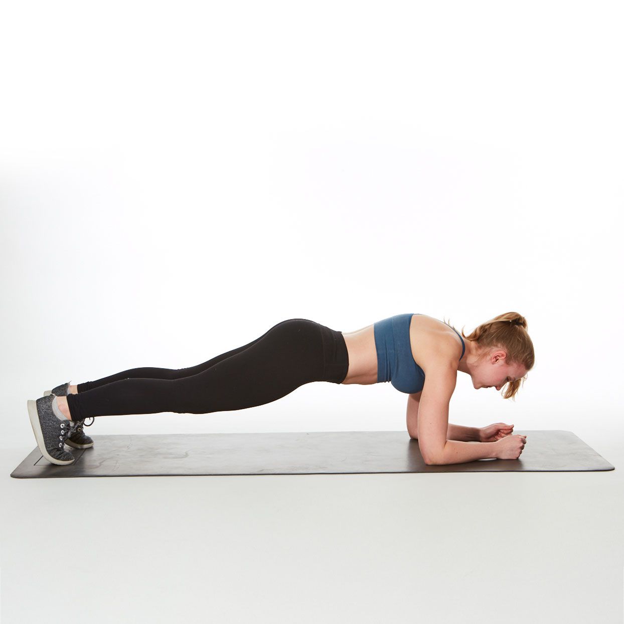 Chuỗi bài tập 7 phút giúp eo thon, bụng phẳng- Ảnh 8. Try These Plank Exercise Variations for a Strong Core