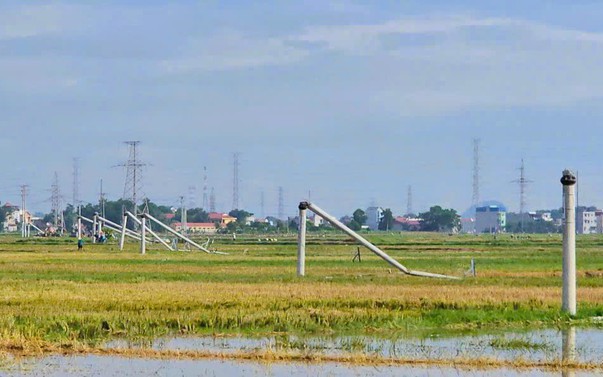 Rơi từ cột điện cao 30m, công nhân trẻ tử vong khi thi công đường dây 500KV- Ảnh 2.